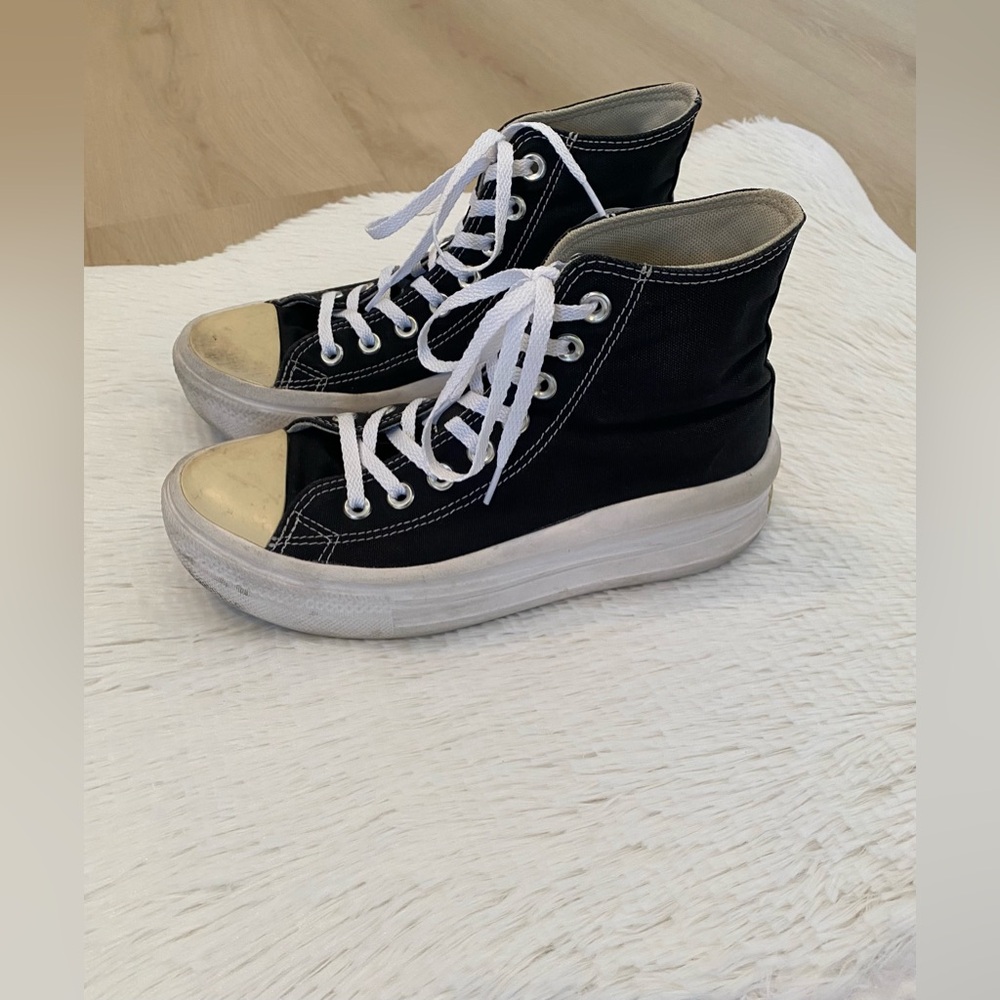 Chuck Taylor Converse All Star Women’s 7.5 High Top Sneaker Shoe Platform Rubber - Picture 2 of 7